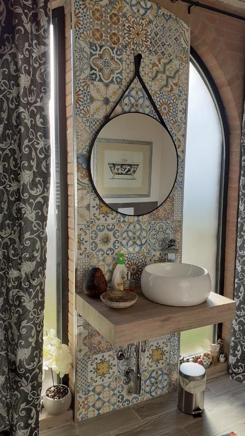 Alice'S Room By Casolare Isabella Ponsacco Dış mekan fotoğraf